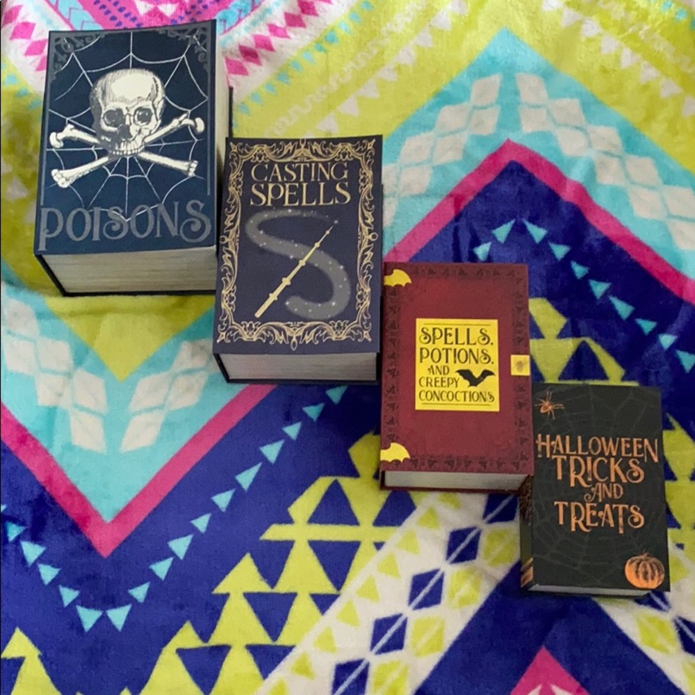 Hide away Halloween books